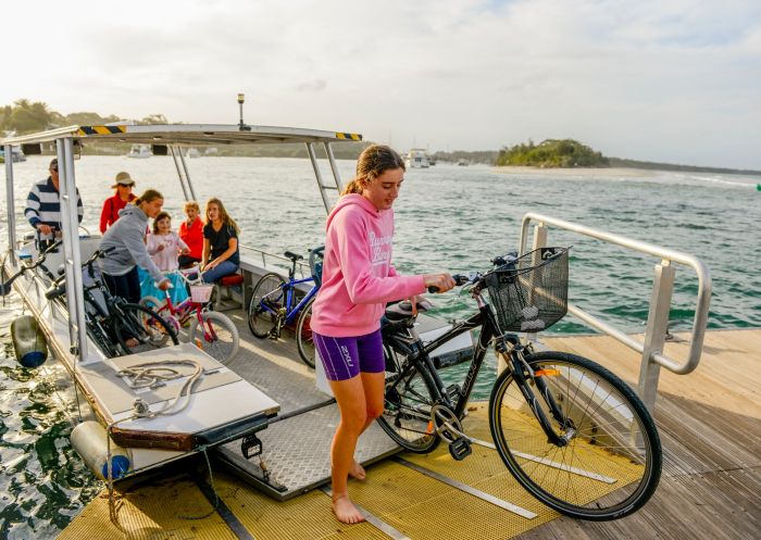 Husky Ferry - Myola - Huskisson - Shoalhaven